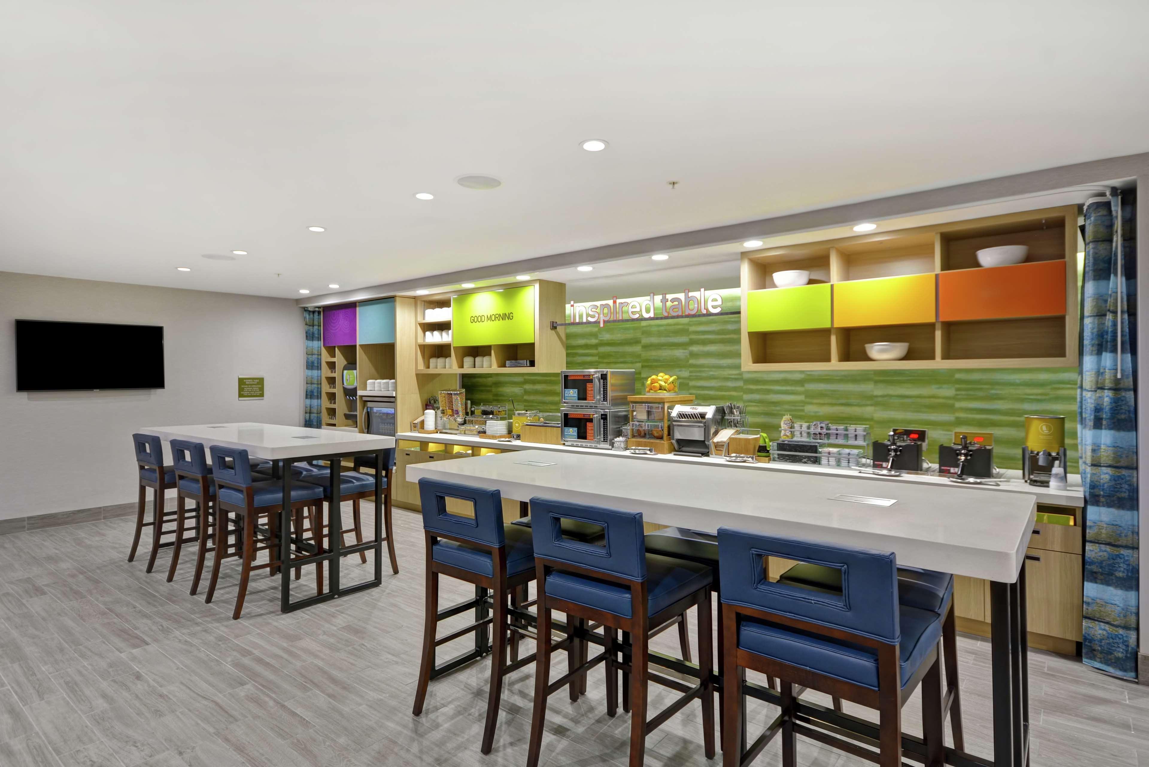 Home2 Suites By Hilton Grand Rapids North Walker Exterior photo