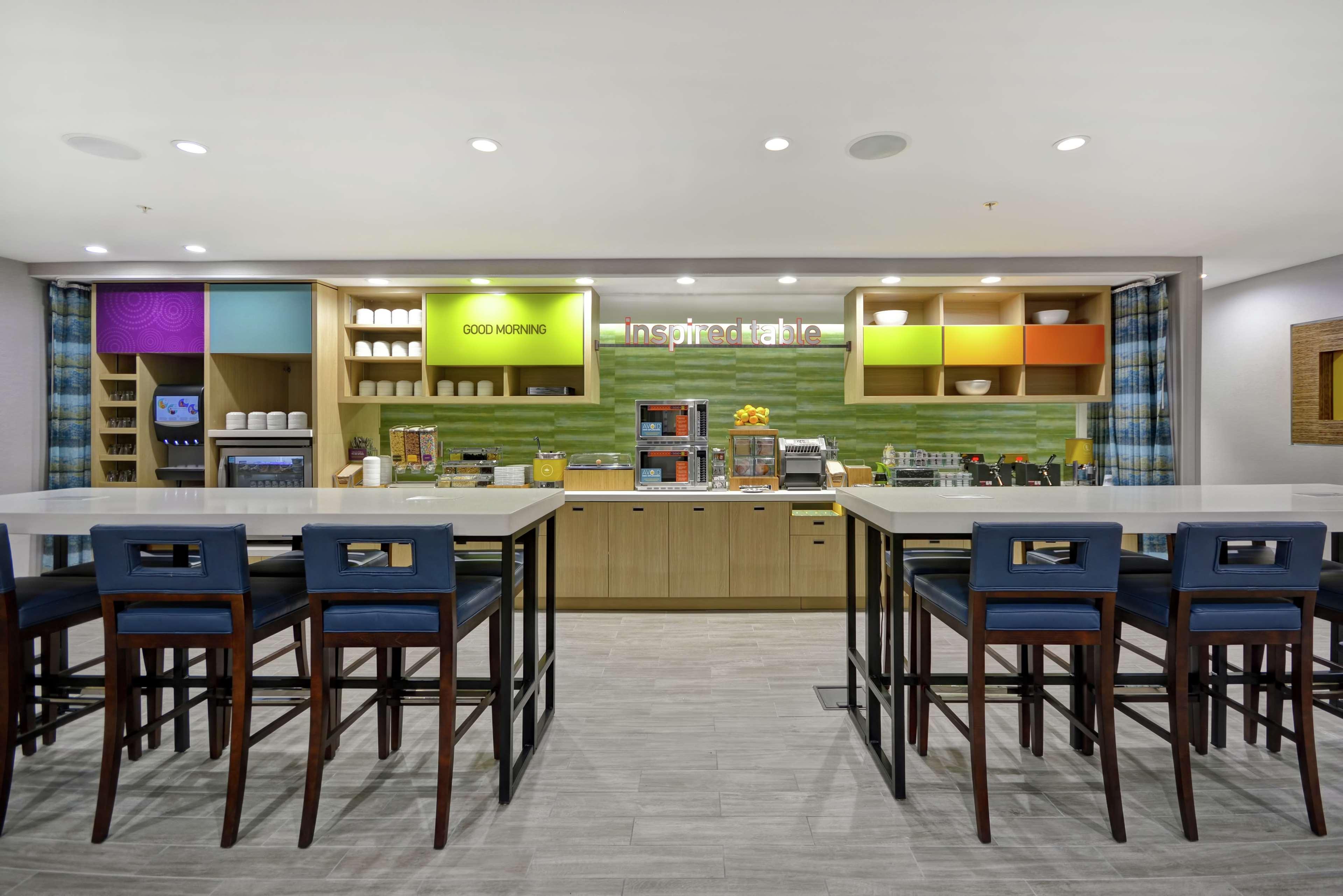 Home2 Suites By Hilton Grand Rapids North Walker Exterior photo